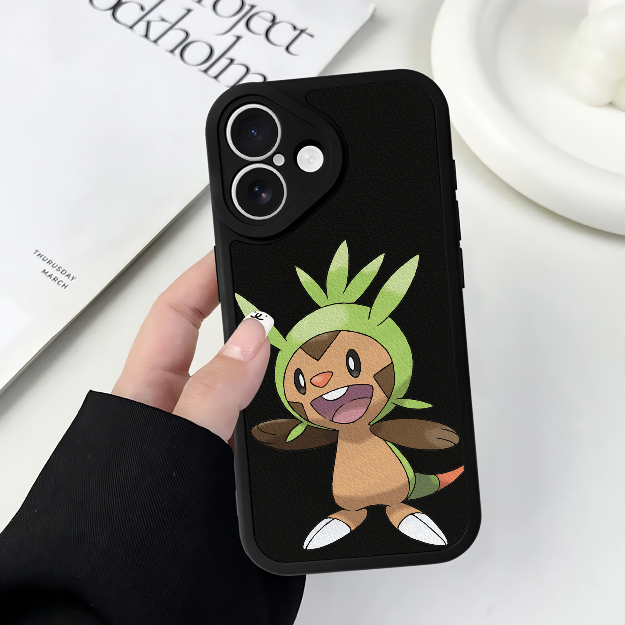 （画像用） ポケットモンスター Pokémon 【iPhone 16シリーズ対応】シリコンスマホケース（レザー調） 材質：シリコン